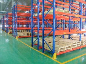 货架在仓储过程中提高的效率及物流中的广泛应用